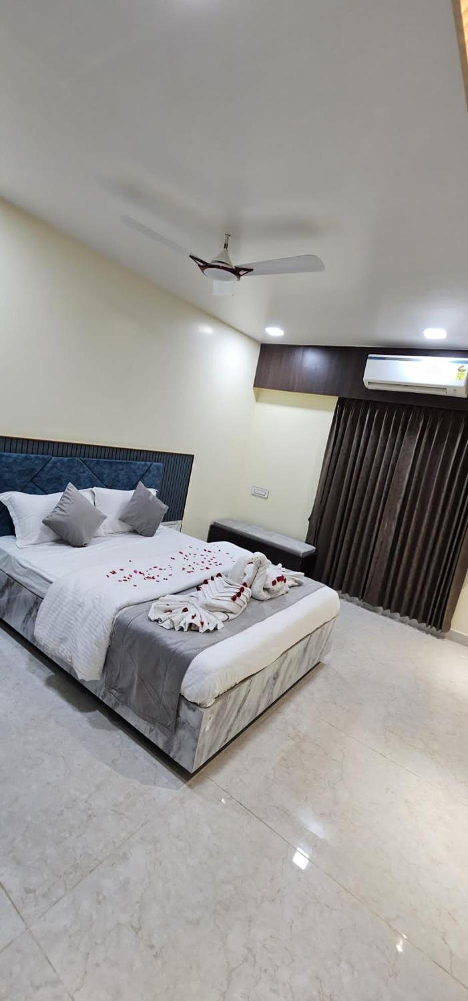 Jai Raja'S Tower Hotel Karaikkudi Luaran gambar