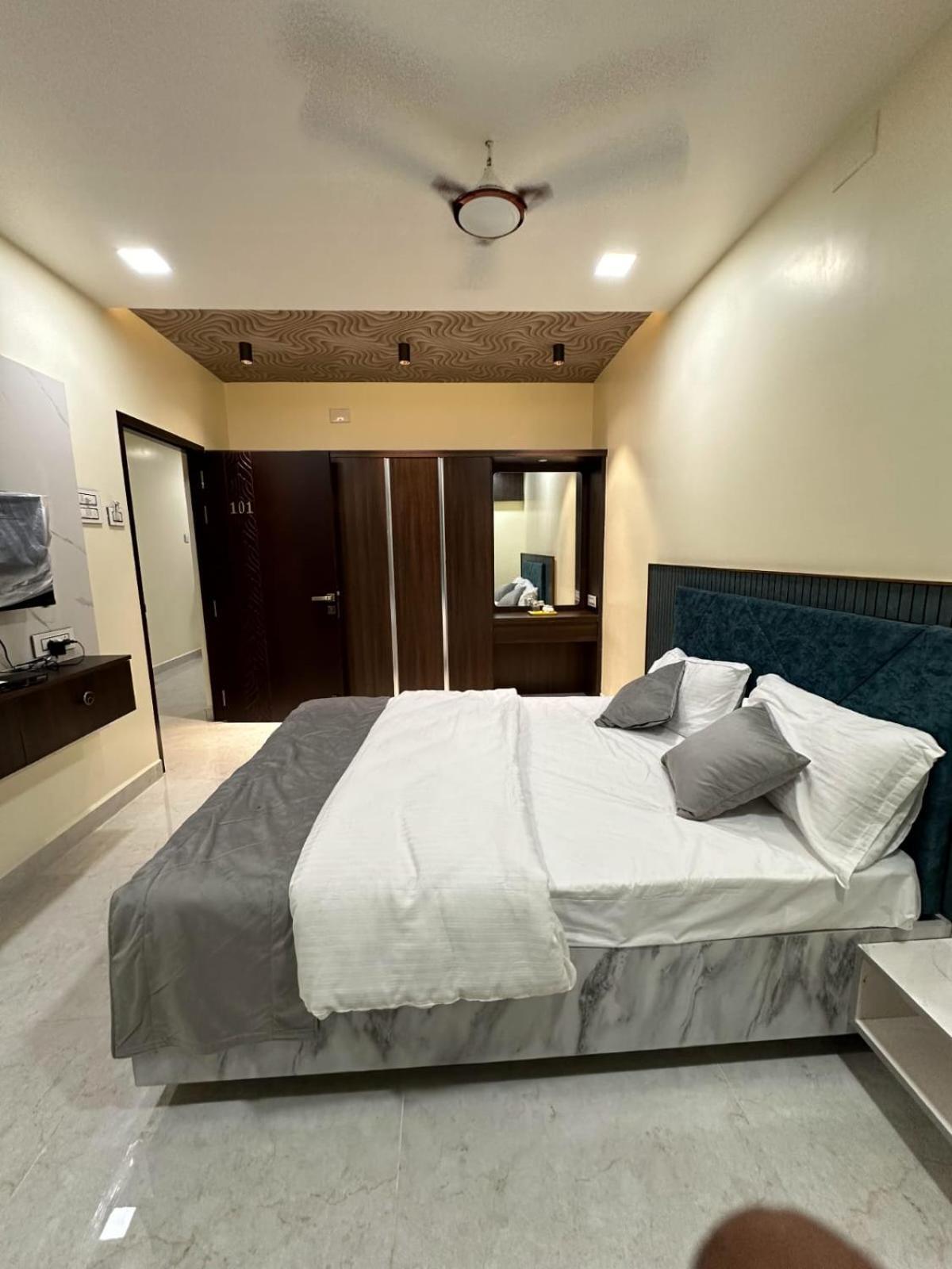 Jai Raja'S Tower Hotel Karaikkudi Luaran gambar